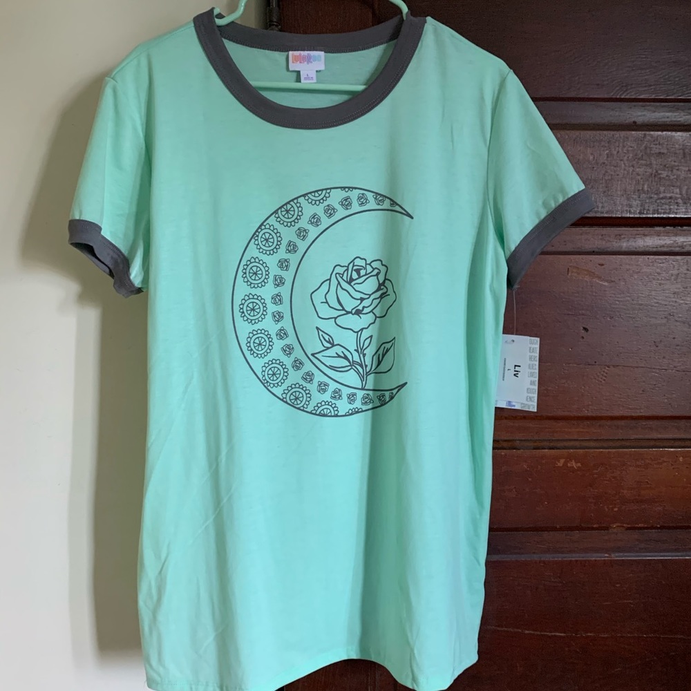 BNWT lula roe Live
